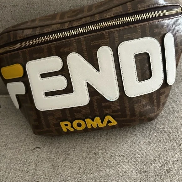 Fendi Logo Brown Belt Bag with White and Yellow Details - Picture 7 of 7